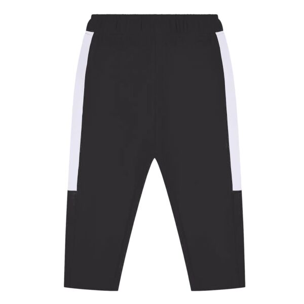 Track bottoms Vignette