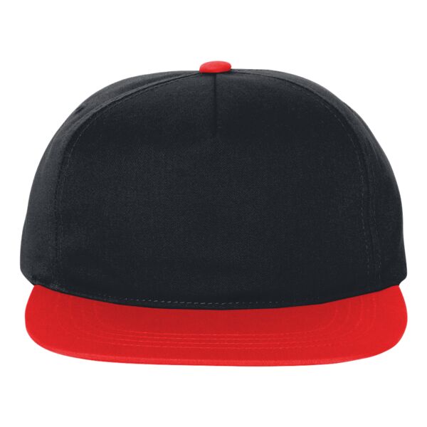 Youth snapback Vignette